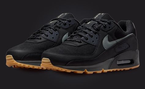 This Nike Air Max 90 comes clad in shadowy black and grey for this gum-soled iteration of the classic model. Find release info and images here. Nike Air Max 90 Black, Nike Air Max 90 Mens, Black Nike Air Max, Air Max 90 Black, Edm Outfits, Nike Dresses, Army Boots, Air Max Shoes, Nike Shoes Air Max