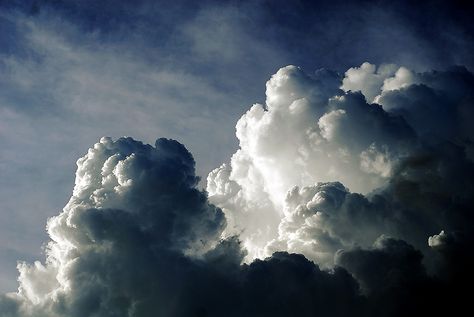 Storm Cloud Storm Cloud Photography, Landscape Clouds Photography, Cloud Reference Photo, Storm Clouds Aesthetic, Clouds Reference, Storm Clouds Painting, Storm Clouds Photography, Thunderstorm Clouds, Missouri Travel