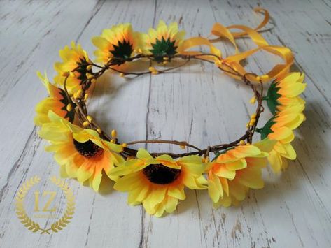 Sunflower hair wreath Bridal Yellow Flower crown Woodland Rustic wedding Headpiece Boho hair piece H Boho Hair Crown, Yellow Flower Crown, Flower Crown Tutorial, Flower Girl Wreaths, Sunflower Headband, Bridesmaid Crown, Crown Baby Shower, Hair Accessories Tiara, Newborn Flower