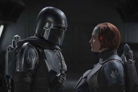 Mando Download: “Chapter 11: The Heiress” | StarWars.com Bill Burr, Bo Katan, Katee Sackhoff, Jon Favreau, Star Wars Celebration, Timothy Olyphant, Mark Hamill, Darth Maul, Battlestar Galactica