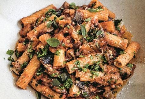 Eggplant Bolognese, Chef Bobby Flay, Bobby Flay Recipes, Meatless Main Dishes, Bobby Flay, Celebrity Chef, New Cookbooks, Chicken Wing Recipes, Chef Recipes