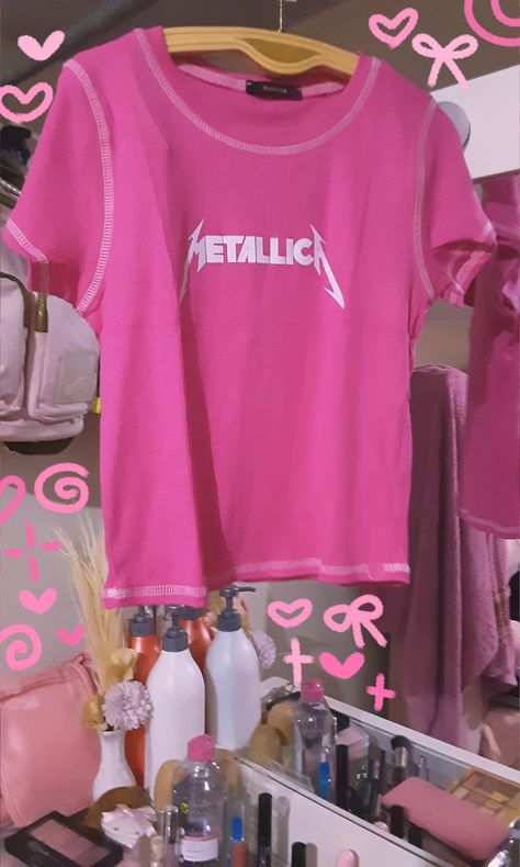 Metallica pink Metallica Wallpapers Pc, Metallica Clothes, 80s Rock Fashion, Metal Tshirt, Tshirt Images, Metallica Shirt, Metal Shirts, 80s Rock, Rock Fashion