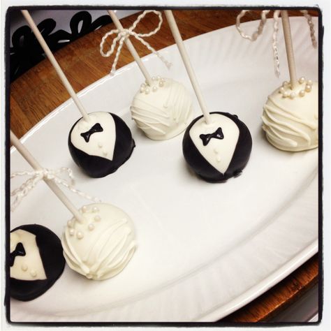 Bride and Groom Cake Pops Bride And Groom Cake Pops, Bride And Groom Cake, Bridal Shower Inspo, Groom Cake, Sweet Bakery, Grooms Cake, Cake Pops, Bride And Groom, Bridal Shower