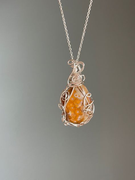 Lace Agate Stone, Wire Jewerly, Wire Wrap Necklace, Wire Wrapped Crystal, Wrapped Crystal, Wrap Necklace, Wire Wrapping Crystals, Crystal Necklaces, Handmade Wire Wrapped