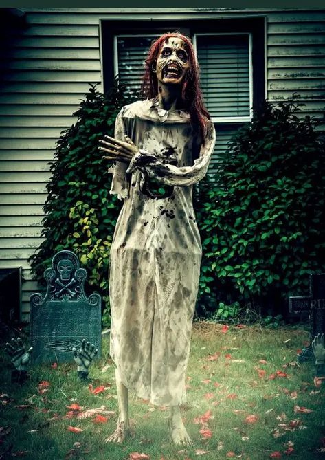 40 Diy Halloween Decorations Scary Diy Halloween Decorations Scary, Diy Scary Halloween Decorations, Halloween Decorations Scary, Scary Halloween Decorations Diy, Scary Halloween Decorations, Diy Halloween Decorations, Diy Halloween, Scary Halloween, Spooky Halloween