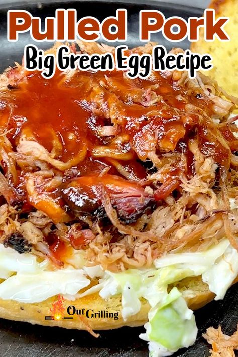 Pulled Pork on the Big Green Egg is really simple to cook and will feed a crowd and can be made in advance for get togethers with family and friends. Big Green Egg Recipes, The Big Green Egg, Green Egg Recipes, Pulled Pork Leftovers, Pulled Pork Recipe, Tangy Bbq Sauce, Smoked Pulled Pork, The Big Green, Feed A Crowd