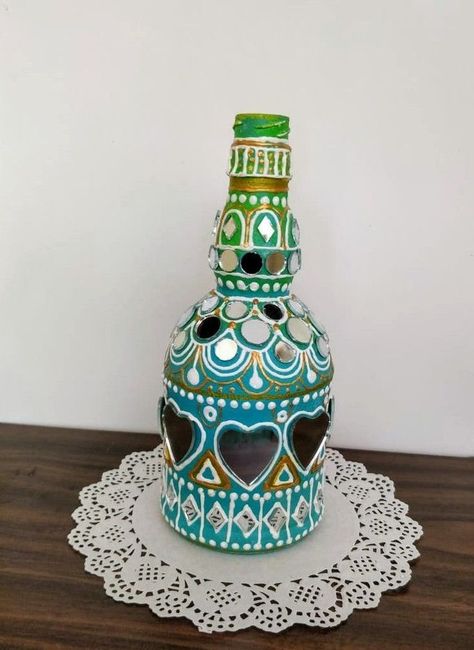 #bottle_art_using_clay #bottle_art_using_glass_paint,5-minute crafts family ,5-minute crafts play ,how to do bottle art without paint ,bottle art using waste materials ,simple bottle art for beginners #bottle_art_using_paint #bottle_art_using_egg_shell Lippan Art On Flower Vase, Lippan Art Flower Pot, Traditional Bottle Art, Lippan Art On Vase, Lipan Art On Bottle, Lippan Art Bottle, Bottle Lippan Art, Mirror Work On Bottle, Lippan Art On Pot