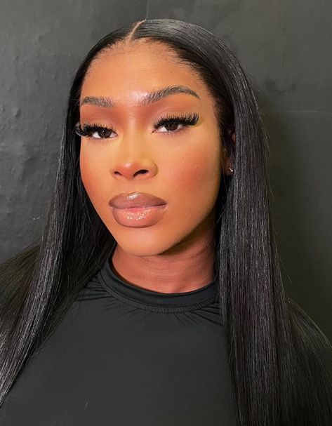 Hd Lace Frontal Wigs, Natural Glam Makeup, Wigs Straight, Makeup For Black Skin, Brown Skin Makeup, Hd Lace Frontal, Soft Glam Makeup, Lace Frontal Wigs, Glam Makeup Look