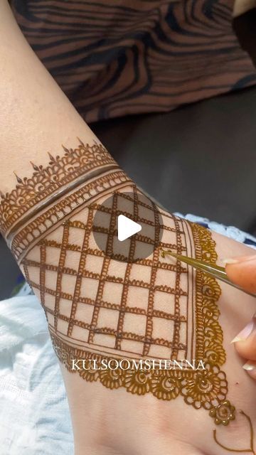 New Mehndi Designs 2024, New Mehndi, Henna Cones, Natural Henna, Mehndi Artist, New Mehndi Designs, Simple Mehndi, 10 Million, Henna Art