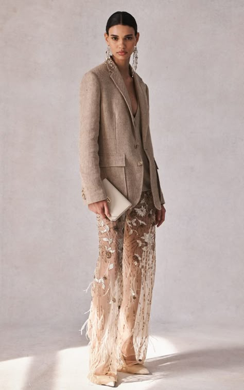 Tulle Pants, Ralph Lauren Fashion, Neutral Silk, Fashion 2025, Custom Dress, Ralph Lauren Style, Silk Knit, Ralph Lauren Collection, 가을 패션