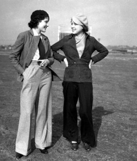 ... some designers created tailored slack suits for women, wearing pants was still not widely accepted. Description from pinterest.com. I searched for this on bing.com/images Style Année 20, 20th Century Women, 20s Style, Madame Gres, Madeleine Vionnet, Androgynous Look, Lindy Hop, 30s Fashion, Beach Attire