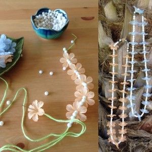 Making Leis- Moana party activity #moana #disney #party Making Leis, Moana Crafts, Girls Camp Crafts, Moana Theme, Moana Disney, End Of Year Party, Group Crafts, Moana Birthday Party, Moana Party