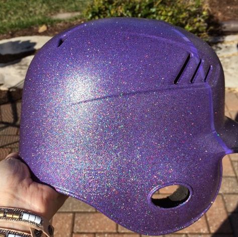 A fun DIY for your sporty kid Helmet Diy, Softball Helmet, Softball Party, Softball Gear, Softball Outfits, Cleveland Indians Baseball, Diy Spray Paint, Baseball Helmet, Batting Helmet