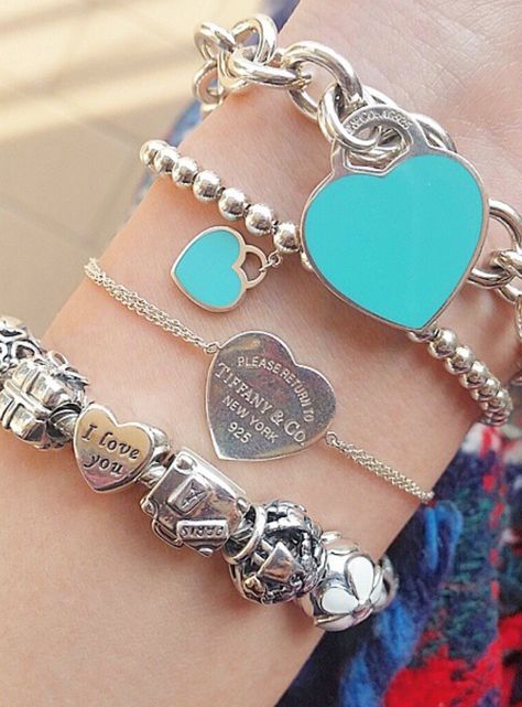 Tiffany Charm Bracelets, Tiffany And Co Jewelry, Tiffany Bracelets, Tiffany Jewelry, Dope Jewelry, Tiffany And Co, Pandora Bracelets, Girly Jewelry, Love Is In The Air