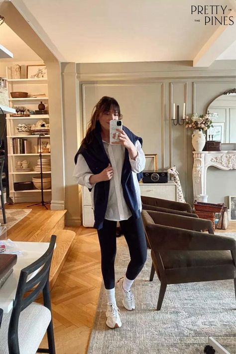 Button Up And Leggings Outfit, White Button Down Oversized, White Button Down Shirt Outfit Leggings, Leggings And Oversized Button Up, Button Down And Leggings Outfit, Leggings And Button Down Shirt Outfit, Oversized Poplin Shirt Outfit, Oversized White Button Down Outfits, Button Down Shirt Outfit Casual