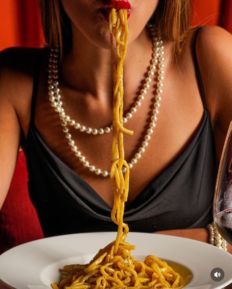 Woman Eating Pasta Photography, Fun Food Photoshoot, Restaurant Model Photoshoot, Eating Spaghetti Aesthetic, Food Model Photoshoot, Bold Food Photography, Creative Restaurant Photography, Dinner Party Photoshoot, Spaghetti Photoshoot