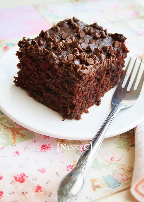 Chocolate Zucchini Snack Cake | NancyC Chocolate Zucchini Cake Recipe, Cake Like Brownies, Zucchini Cakes Recipe, Chocolate Zucchini Cake, Chocolate Zucchini Bread, Zucchini Cake, Low Carb Chocolate, Chocolate Zucchini, Crinkle Cookies