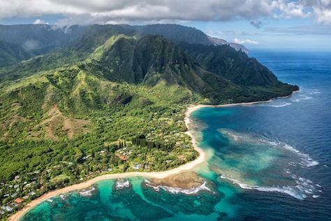 Incredible ROUND THE WORLD Cruises! Tunnels Beach Kauai, Kailua Hawaii, Napali Coast, World Cruise, Cheap Flight, Kauai Hawaii, Beaches In The World, Most Beautiful Beaches, Scenic Drive