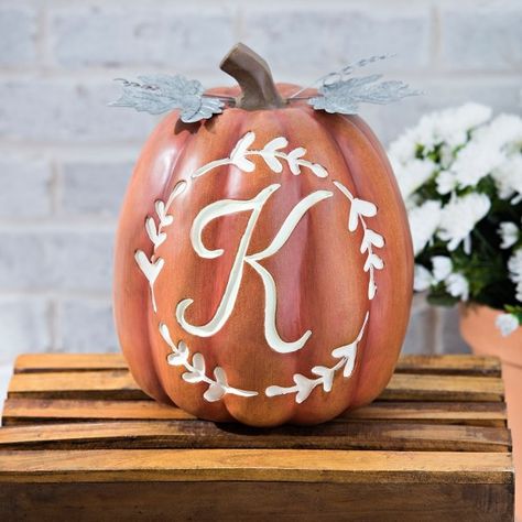 Monogram Pumpkin, Types Of Pumpkins, Creative Pumpkin Carving, Pumpkin Monogram, Rustic Orange, Days To Christmas, Pumpkin Carvings Stencils, Creative Pumpkins, Fall Outdoor Decor