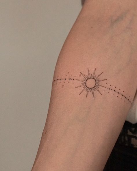 Sunshine🤩☀️ #tattoo #sunshine #tatuaże #ornaments Spiral Sun Tattoo, Wind Tattoo, Spiral Sun, Sunshine Tattoo, Sun Tattoos, Sun Tattoo, August 15, Tatting, Sun