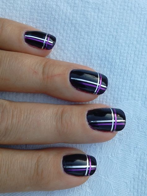 Nails With Metallic Stripe, Strip Tape Nail Art, Nails With Striping Tape Design, Geometric Nail Art Square, Striping Tape Nails, Nail Stripes Designs, Nail Art Tape Designs, Nail Tape Art, Nail Striping Tape Designs