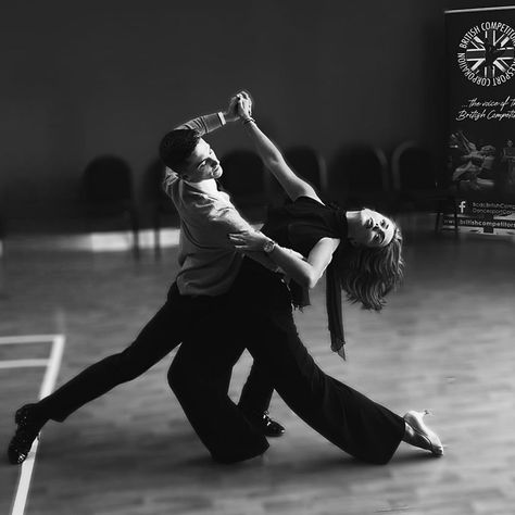 Dance Ballroom Aesthetic, Tango Dance Aesthetic, Latin Dancing Aesthetic, Tap Dancing Aesthetic, Latin Ballroom Dance Aesthetic, Latin Dance Poses, Ballroom Aesthetic Dance, Dancesport Aesthetic, Contemporary Dance Couple