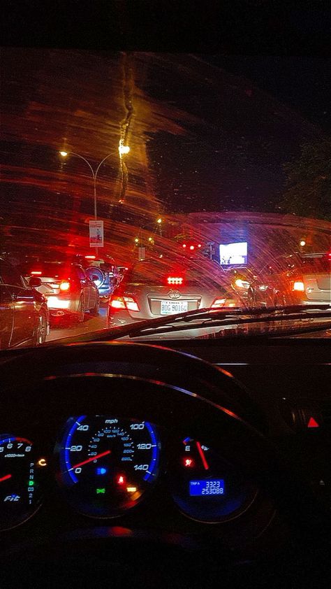 Traffic Traffic Lights Aesthetic, Lights Aesthetic, Inside Car, Traffic Lights, Class Room, Couples Poses, Traffic Light, Couples Poses For Pictures, Simple Pleasures