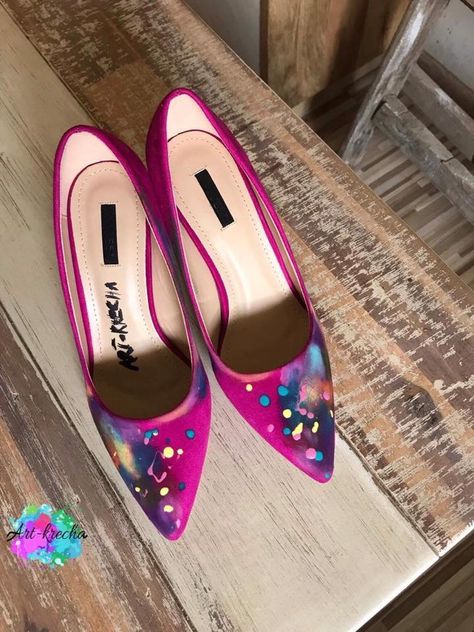 Artistic Hand Painted Custom Sneakers, Painted Heels, Casual Hand Painted Canvas Shoes, Hand Painted Heels, Casual Hand Painted Slip-on Sneakers, Artistic Hand-painted Multicolor Custom Sneakers, Artistic Hand Painted Slip-on Sneakers, Shoe Ideas, Heels Shoes