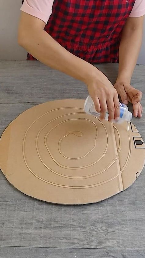 Amelia Rieves Cardboard Crafts Diy, Circle Drawing, Ideas Hogar, Outdoor Decor Backyard, Trash To Treasure, Diy Creative Crafts, Diy Crafts For Home Decor, Cleaning Checklist, April 20