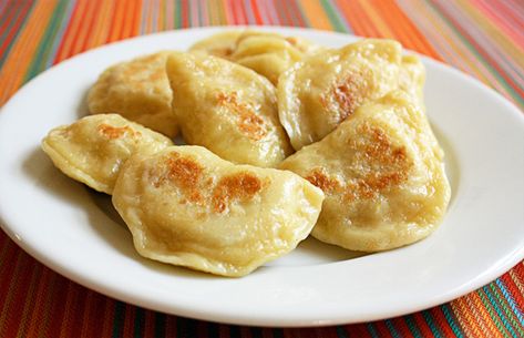 Polish Pierogi Polish Pierogi Recipe, Jenny Can Cook, Polish Pierogi, Pierogi Recipe, Ukrainian Recipes, Polish Recipes, European Food, Ultimate Comfort Food, Naan