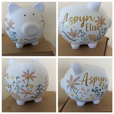 Diy Painted Piggy Bank, Painting Piggy Bank Ideas, Paint Piggy Bank, Hand Painted Piggy Bank, Painted Piggy Bank Ideas, Piggy Bank Painting Ideas, Kawaii Money, Diy Piggy Bank, Painted Piggy Bank