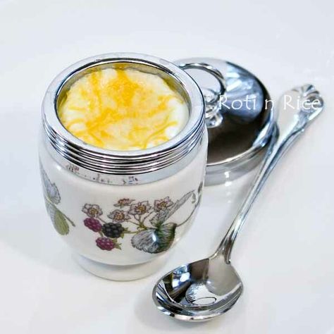 I have this set of egg coddlers....love! Coddled Eggs from Merry Olde England - Roti n Rice Coddled Eggs Recipes, Coddle Recipe, Coddled Eggs, Cooked Ham, Healthy Egg Recipes, Ways To Cook Eggs, Egg Coddler, Ceramic Egg, Healthy Eggs