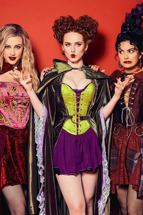 Sanderson Sisters Costumes, Hocus Pocus Costume, Clary Y Jace, Sister Costumes, Mary Sanderson, Best Celebrity Halloween Costumes, Celebrity Costumes, Sanderson Sisters Hocus Pocus, Celebrity Halloween Costumes