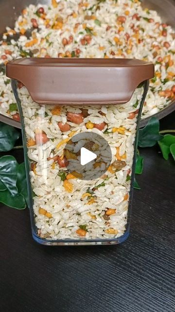 Mixture Recipe Indian, Homemade Namkeen Recipe, Poha Mixture Recipe, Poha Snacks Recipe, Poha Namkeen Recipe, How To Make Poha Recipe, Easy Chaat Recipes, Poha Chivda Recipe, Dry Snacks Recipes Indian