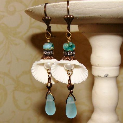 Delicate chic style beaded long dangle earrings Tiny Shells, Sea Jewelry, Beach Earrings, Seashell Jewelry, Ocean Jewelry, Earring Ideas, Earrings Inspiration, Seashell Crafts, Shell Jewelry