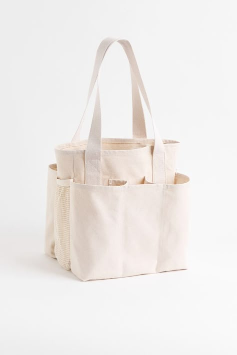 Cotton Canvas Shopper - Light beige - Home All | H&M US Tote Bag Inspo, Beach Bag Essentials, Sustainability Kids, Ideas Regalo, Eco Lifestyle, Organic Basics, Fashion Trainers, H&m Home, Elements Of Style