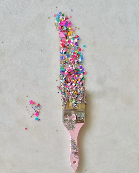 RESTOCKED and $10 today only! All past designs in the viral glitter dipped paintbrush will be retired. These LGD Originals make such wonderful teacher gifts, cork board accessories, flat lay props, gift toppers, ornaments, & so much more! Etta Vee, Art Aesthetic Pictures, Spartan Design, Flat Lay Props, Craft Shack, Confetti Design, Sketch It, Paint Brush Art, Glitter Decor