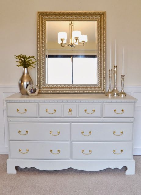 How to paint furniture and get professional results the EASY way! This is great! Dressor Decor, Bedroom Furniture Makeover, Decor Eclectic, Diy Furniture Bedroom, White Dresser, Furniture Rehab, Elegant Bedroom, Bedroom Dressers, Refurbished Furniture