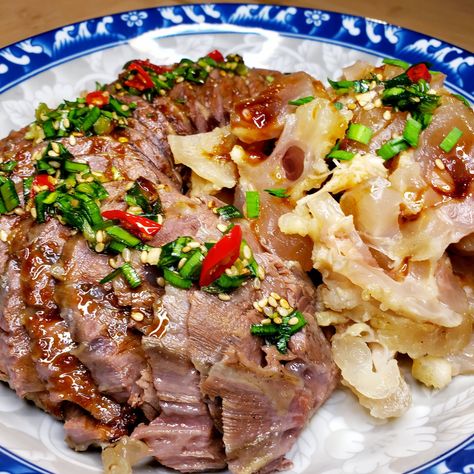 Garlic Soy Beef Shank & Tendon Beef Tendon Recipes, Boneless Beef Shank Recipe, Tendon Recipe, Shank Recipes, Beef Shank Recipe, Boiled Beef, Beef Tendon, Khmer Food, Stock Recipes