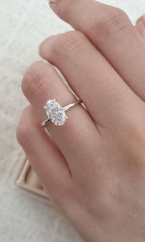 Simple Silver Engagement Rings Oval, Simple Oval Engagement Ring Silver, Silver Band Engagement Ring, White Gold Oval Engagement Ring, Oval Solitaire Engagement Ring, Ring Inspo, Cute Engagement Rings, Future Engagement Rings, Oval Diamond Engagement