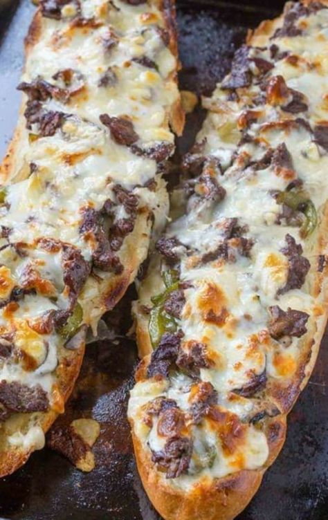 Steakumm Recipes, Easy Airfryer, Quick Dishes, Airfryer Recipes, Cheese Steak, Philly Cheese, Meatball Recipe, Cheesy Bread, Philly Cheesesteak