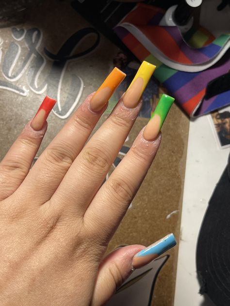 Pride Nails French Tips, Pride Month Nails Acrylic, Pride Nails Acrylic, Gay Pride Nails, Rainbow French Tip Nails, Pride Month Nails, Pride Nail, Nail Art Stripes, Pride Nails