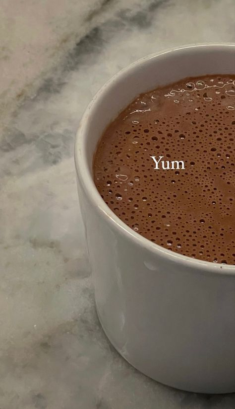 Hot Drink Aesthetic, Hot Chocolate Snap, Hot Drinks Aesthetic, Hot Chocolate Aesthetic Cozy, Hot Chocolate Aesthetic, Dessert Captions, Milkshake Recipe Chocolate, Cozy Drinks, Food Vids