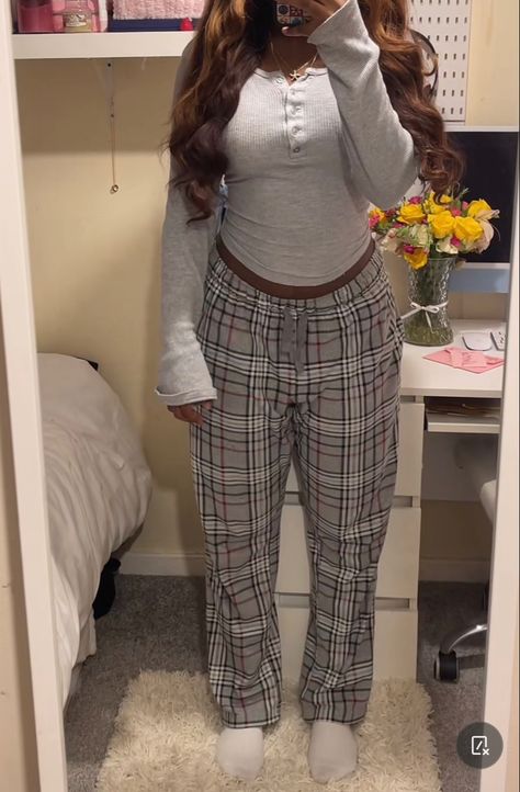 Pajama Pants Outfit, Pj Outfit, Ordinary Extraordinary, Modest Casual Outfits, Pajama Outfits, Cute Pajama Sets, Cute Lazy Day Outfits, Cute Lazy Outfits, Lazy Outfits