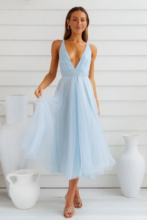 Brunch Dresses, Small Heels, Bodycon Dress Formal, Midi Dress Blue, Marine Uniform, Long Sleeve Dress Formal, Midi Dress Party, Best Dresses, Princess Style