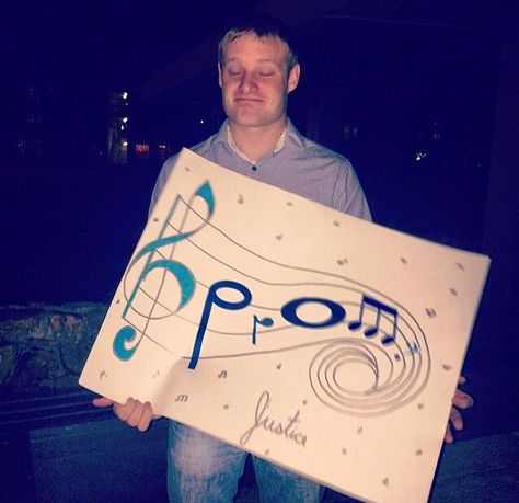 how adorable for band kids. Choir Promposal, Band Hoco Proposals, Band Promposal, Music Promposal, Promposals Ideas, Hoco Asks, Prom Posals, Cute Hoco Proposals, Cute Promposals