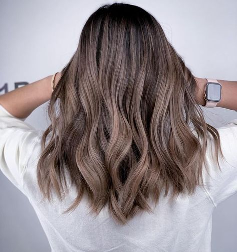 Cool Tone Brown Hair, Light Brown Hair Colors, Lighter Brown Hair, Beautiful Light Brown Hair, Hair Colors And Styles, Cool Brown Hair, Ash Brown Hair Color, Ash Hair Color, Brown Hair Inspo