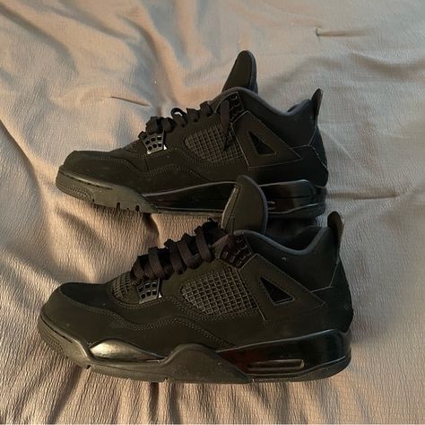 Jordan 4 black cat! Jordan Black Cat 4s Outfit, Jordan 4s Black Cat, Black Cat 4s Outfit, Spicy Chips, Jordan Black Cat, Black Cat 4s, 4s Outfit, Jordan 4 Black, Back To School Shoes