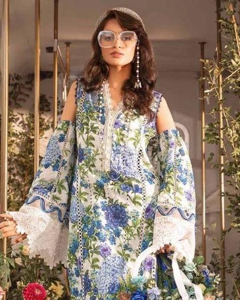 For online booking +92 322 2309626 +92 310 0225488 Price….3450….. Our Official Website : www.zrcollection.pk Printed lawn front with heavy embroidered spengle work neckline with embroidered spengle work daman boarder Printed lawn back Printed lawn sleeves with heavy embroidered spengle work sleeves boarder Subscribe Our YouTube Channel : https://www.youtube.com/channel/UC3jHPLAX8F5xHeqGsksrmeA Facebook : https://www.facebook.com/ZRCollection1 Instagram : https://www.instagram.com/zrcolle... Pakistani Summer Dresses, Duct Tape Prom Dress, Modest Girl, Summer Lawn, Maria B, Lawn Shirts, Chiffon Dupatta, Pakistani Designers, 3 Piece Suits