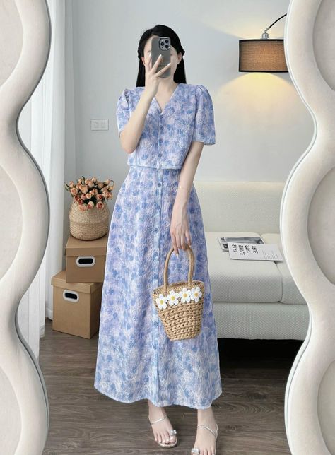 One Set Korean Style, Modest Girly Outfits, Long Outfit, Simple Frocks, Traditional Blouse Designs, Office Dresses For Women, Fancy Dresses Long, Diy Fashion Clothing, Quick Outfits